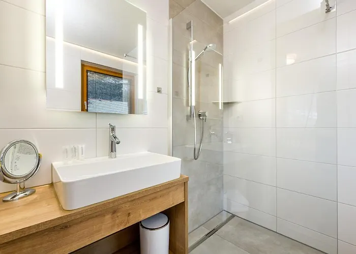 Πανσιόν Landhaus Moosbrugger 3*